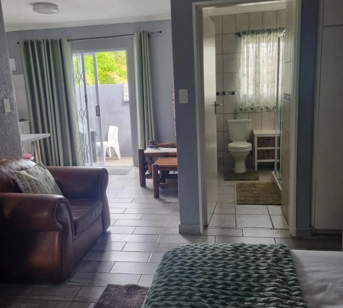 Northern Vine Guesthouse B&B Self-Catering Brackenfell 0*,  South Africa