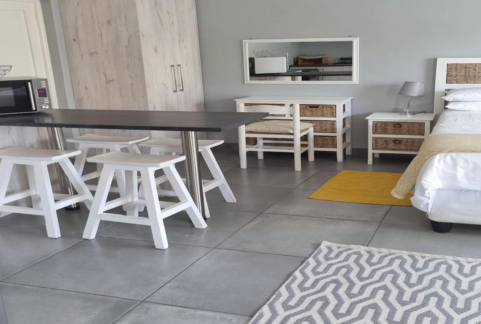 Northern Vine Guesthouse B&B Self-Catering Brackenfell Guest house