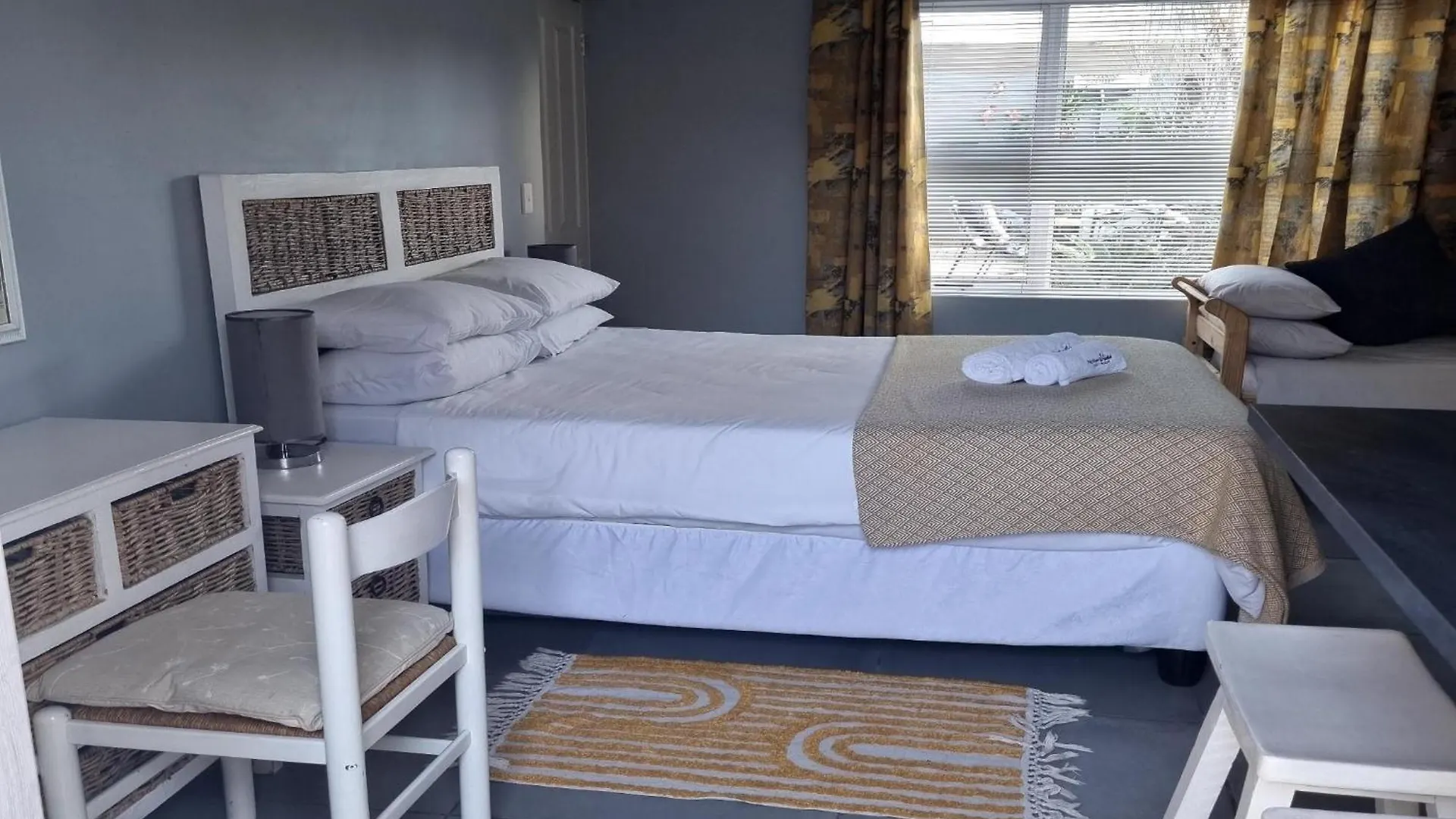 Northern Vine Guesthouse B&B Self-Catering Brackenfell South Africa
