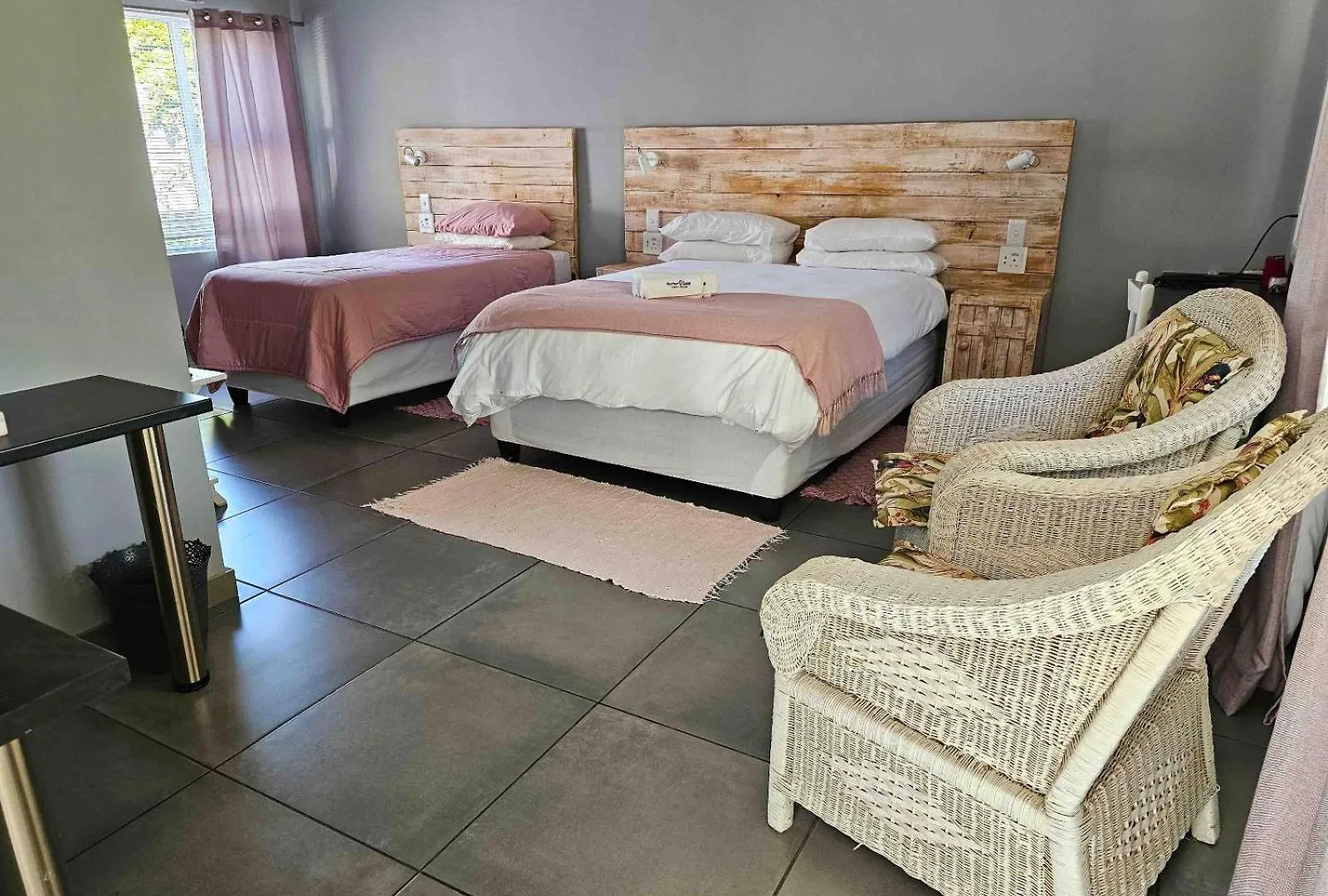 Guest house Northern Vine Guesthouse B&B Self-Catering Brackenfell