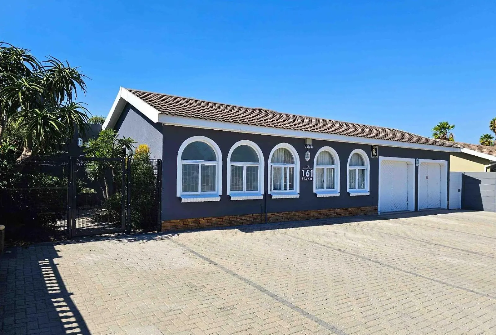 Northern Vine Guesthouse B&B Self-Catering Brackenfell