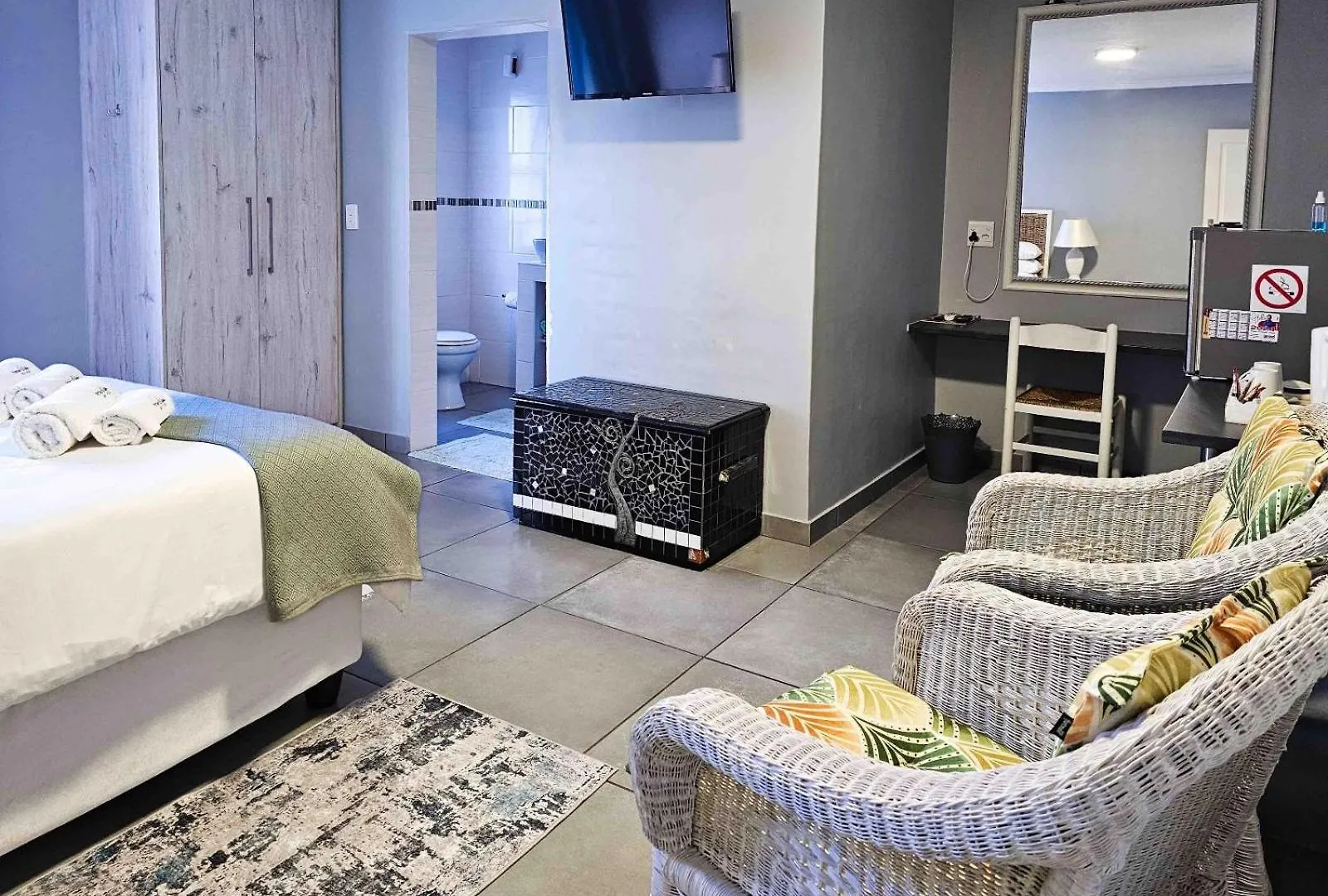 Northern Vine Guesthouse B&B Self-Catering Brackenfell 0*,  South Africa