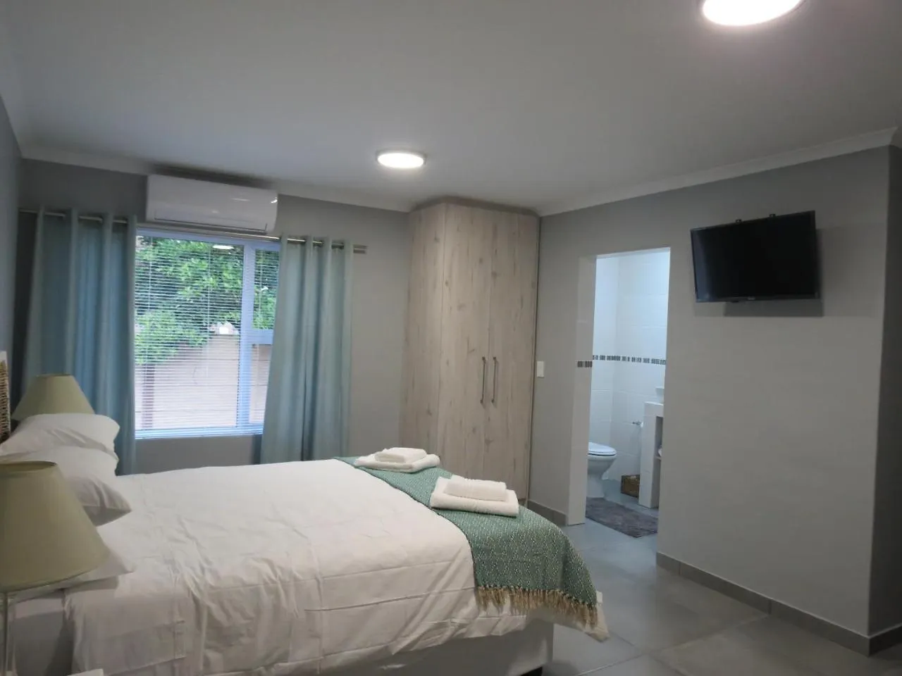 Northern Vine Guesthouse B&B Self-Catering Brackenfell